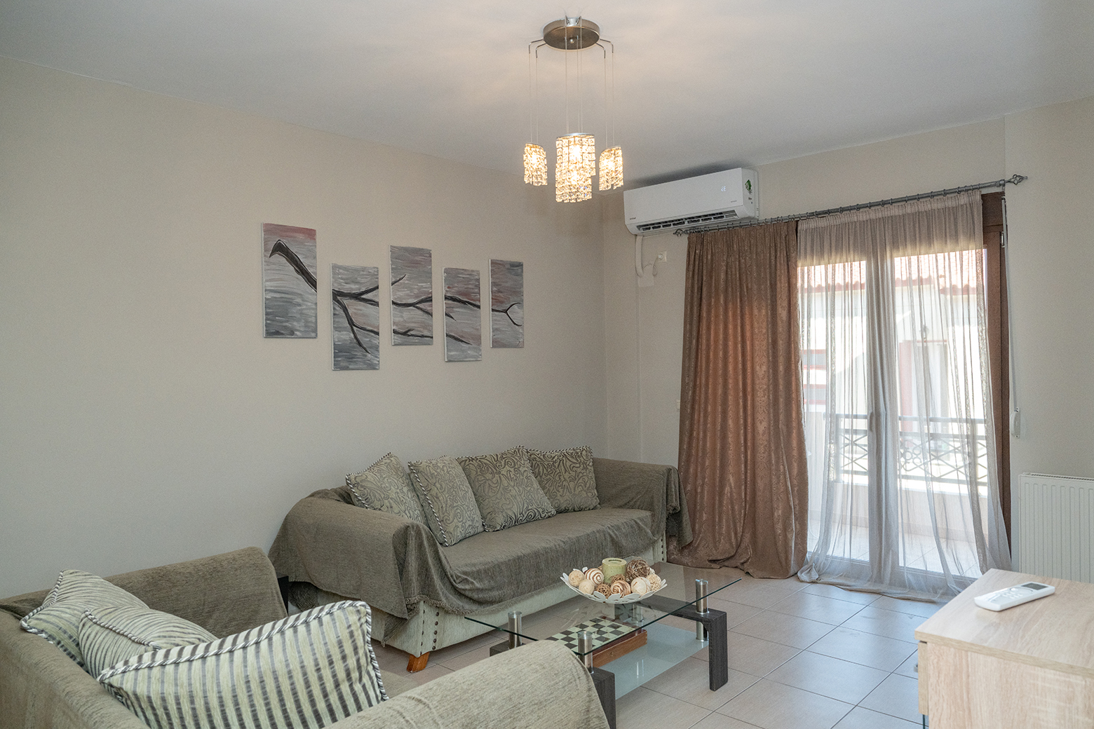 Σπίτι Καρλόβασι Μογιού -28